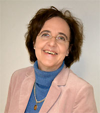 Susanne Greiter. Vortrag: „verschiedene Generationen – ein Schicksal