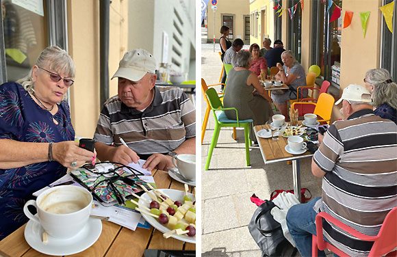 Digitaltag 2022: Bild 1 - Günther Bald und Silvia Hauck, Bild 2: Digital-Café vor dem MGH