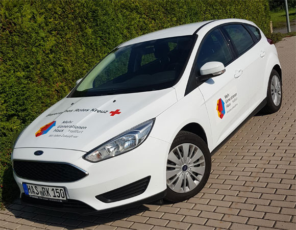 Das Mehrgenerationenhaus freut sich sehr über ein eigenes MGH-Auto!