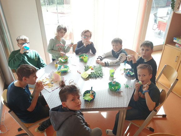 Am Ende der Woche haben alle Kinder ihr selbstgebasteltes Osternest erfolgreich gefunden (Foto: Yvonne Jäger/BRK MB Dürrerweg)