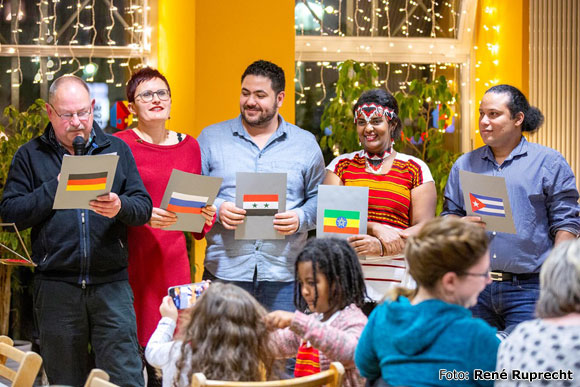 rr_wfunkeln2019_gedichte Weihnachtsfunkeln 2019 im MGH Haßfurt (Foto: René Ruprecht)